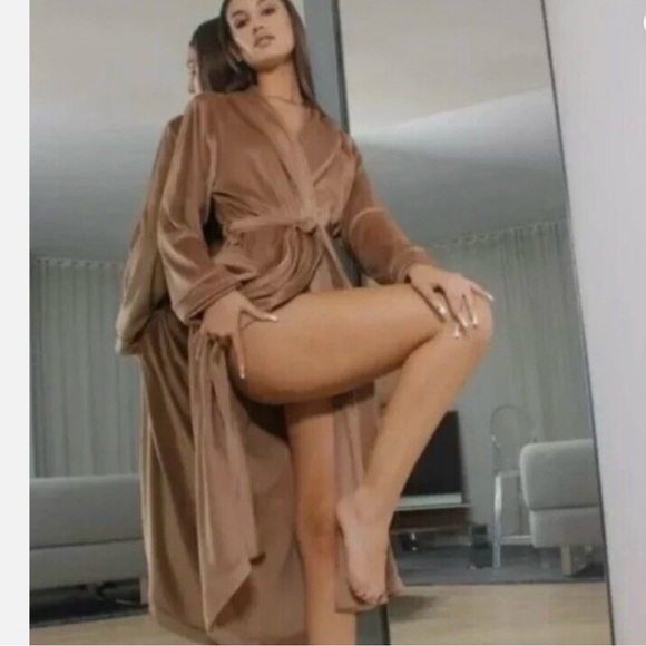 SKIMS VELOUR ROBE SET 🤎🤎 Sienna - Picture 5 of 6